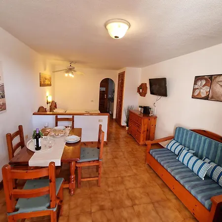 First Sealine Studio No 1 Directly On And Sea, Terrace, Heated Pool, Wifi * بلايا ذي لاس أميريكاس
