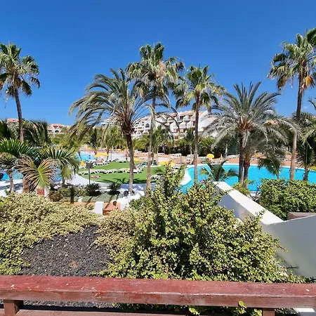 First Sealine Studio No 1 Directly On And Sea, Terrace, Heated Pool, Wifi شقة